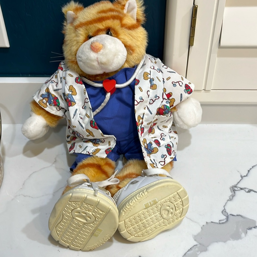 Build a Bear vintage orange tabby cat dressed as a doctor.